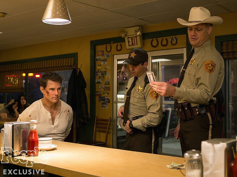 Jack Reacher: Never Go Back - Prime immagini da set!