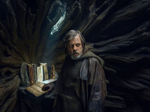 Mark Hamill è Luke Skywalker in Star Wars: Gli Ultimi Jedi